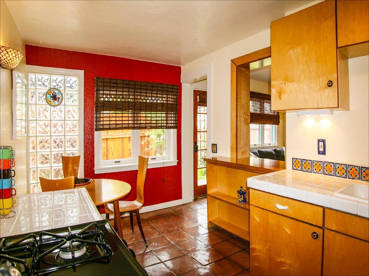 Venice Garden Retreat - Yard, Cabana, Parking, 50 Feet To Los Ángeles